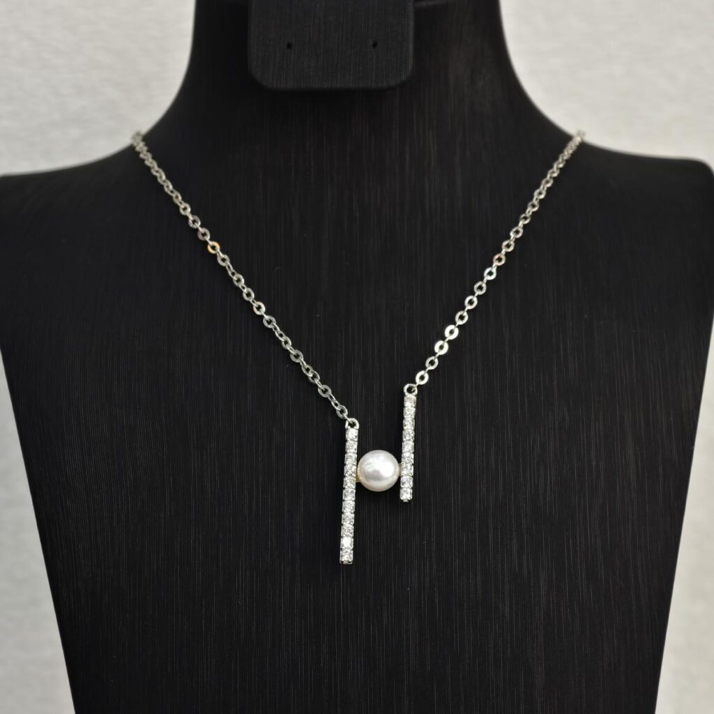 Dây chuyền chữ H - D062