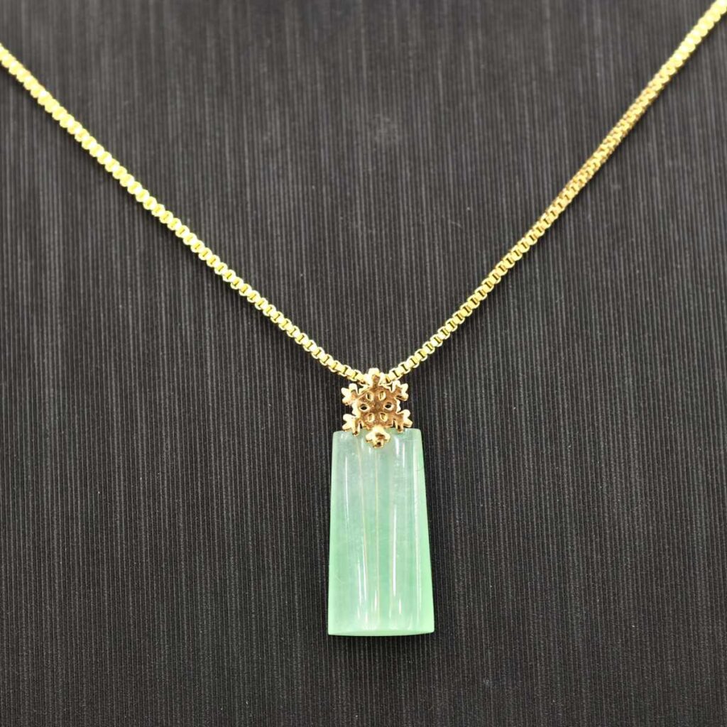 Mặt ngọc phỉ thuý mệnh bài xanh vàng 18k