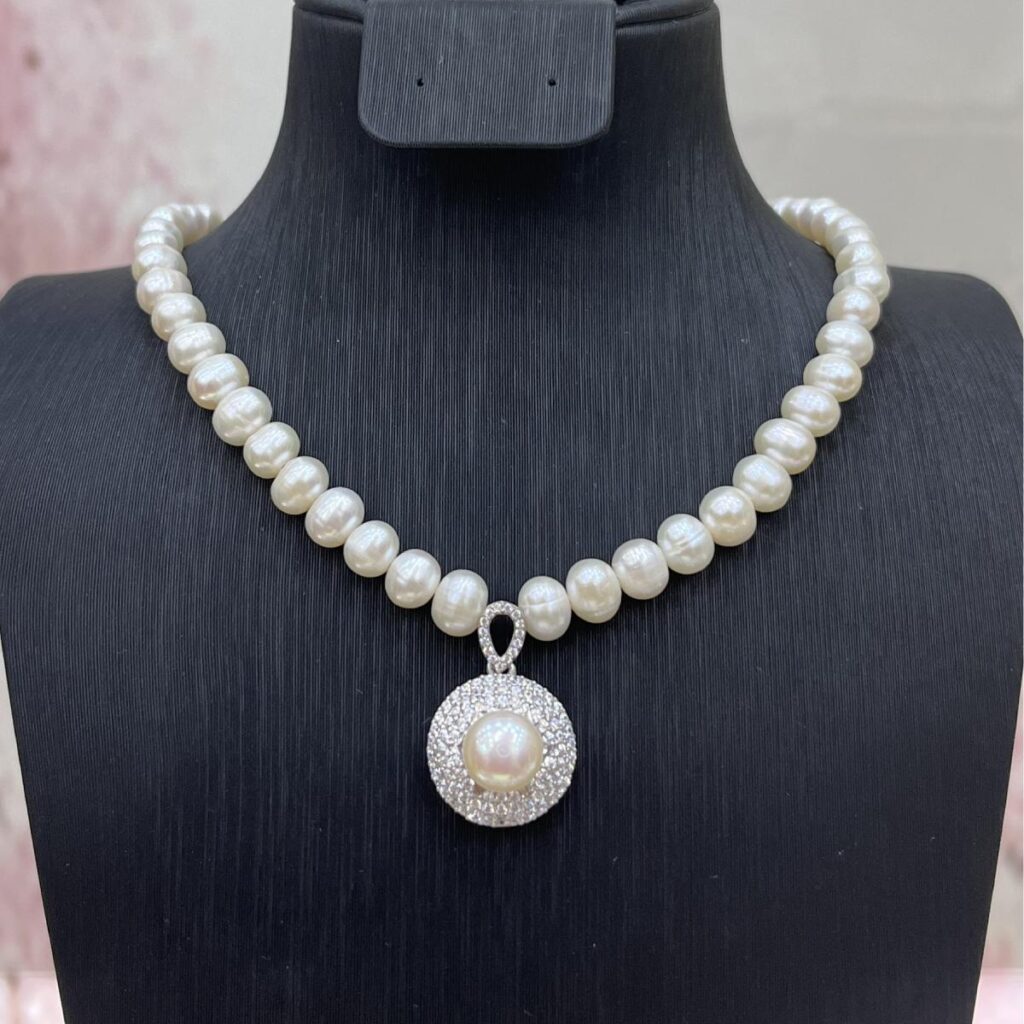 Dây chuỗi trứng 6-7 li + Mặt 3 hàng đá - D148 - Đôi