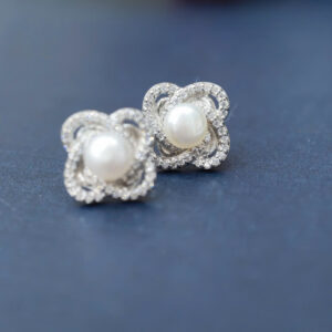 Bông tai bạc bốn cánh_ bánh men 7 li-BN178