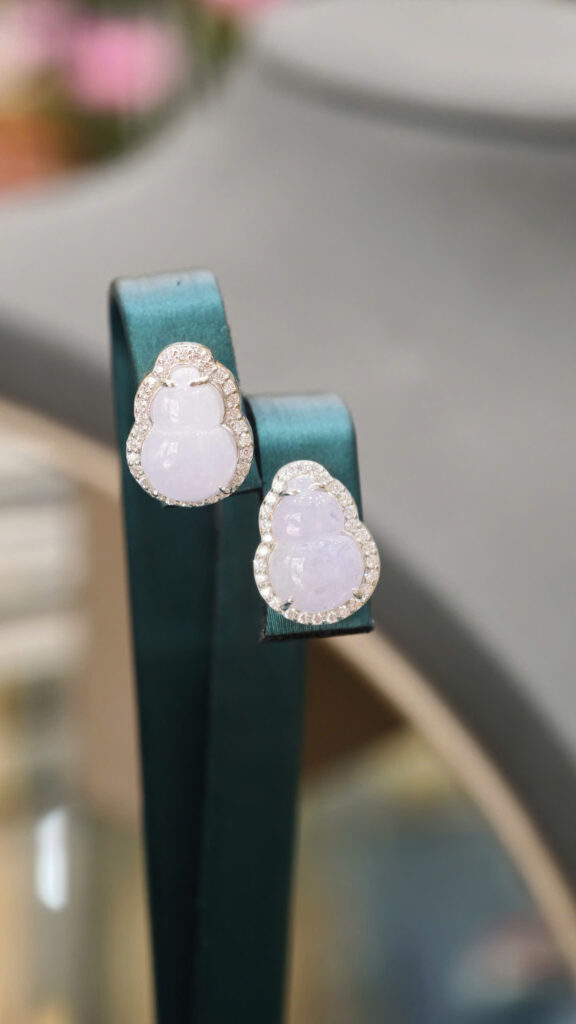 Bông tai ngọc phỉ thuý hồ lô nền tím-BP073