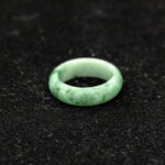 Nhẫn khối phỉ thuý đường kính 16.7mm chột 5.9mm