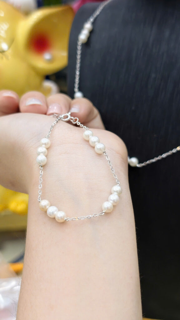 Lắc tay ngọc trai 5mm cách ngọc-L112