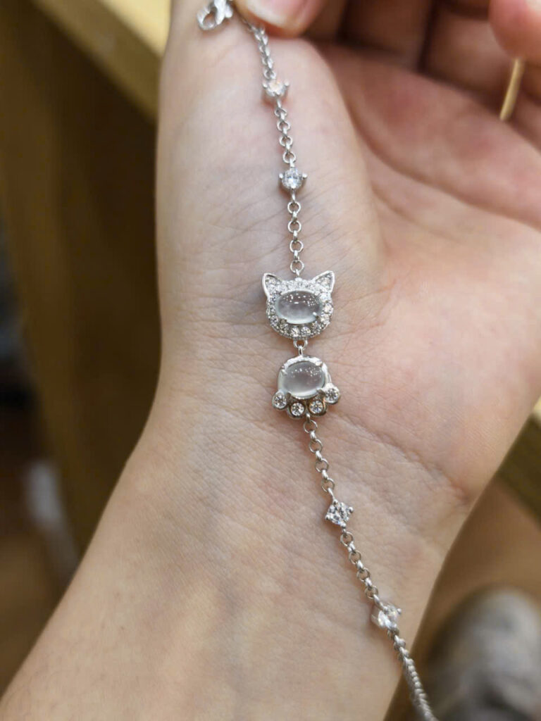 Lắc tay bạc ngọc phỉ thuý con mão-LP118