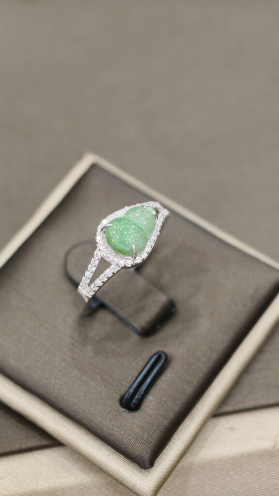 Nhẫn bạc ngọc phỉ thuý hồ lô xanh -NP185