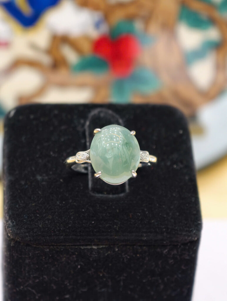 Kích thước đá trần 12.8*11mm đá lớn màu lam myanmar